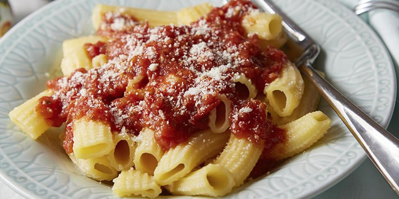 Los fideos mostachol son un clásico de las pastas en los días domingos en Lomas de Zamora