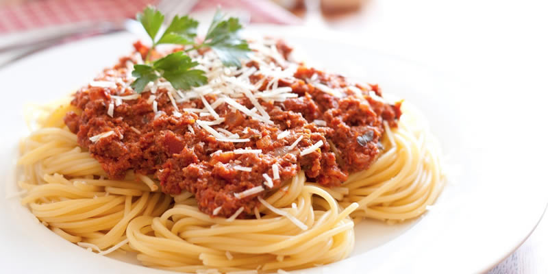 Los fideos tallarines son un clásico de las pastas en los días domingos en Lomas de Zamora